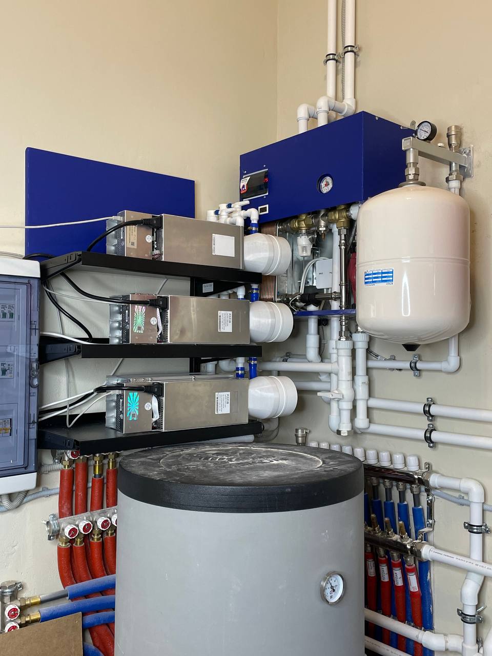 Инсталляция криптокотла — вид 2